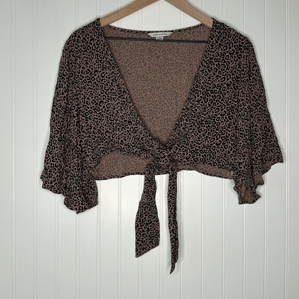 American Eagle Womens Crop Top M Leopard Print Tie Front V Neck Blouse